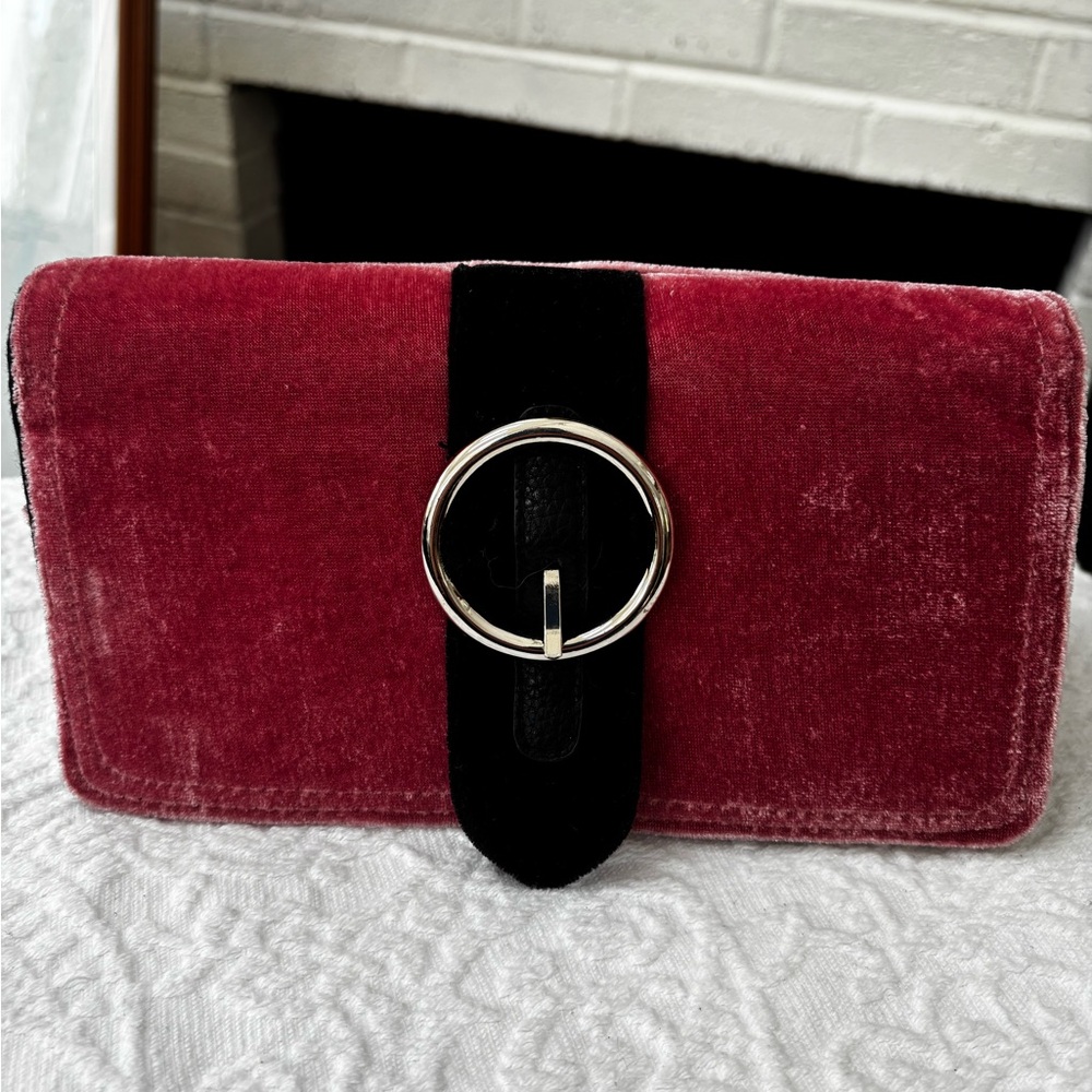 Circus by Sam Edelman Elegant Pink Velvet Clutch Black Accent Detachable Strap